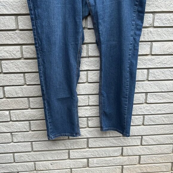 Love and Legend Straight Leg Jean Bundle (2pr) Sz 22 - Picture 10 of 15